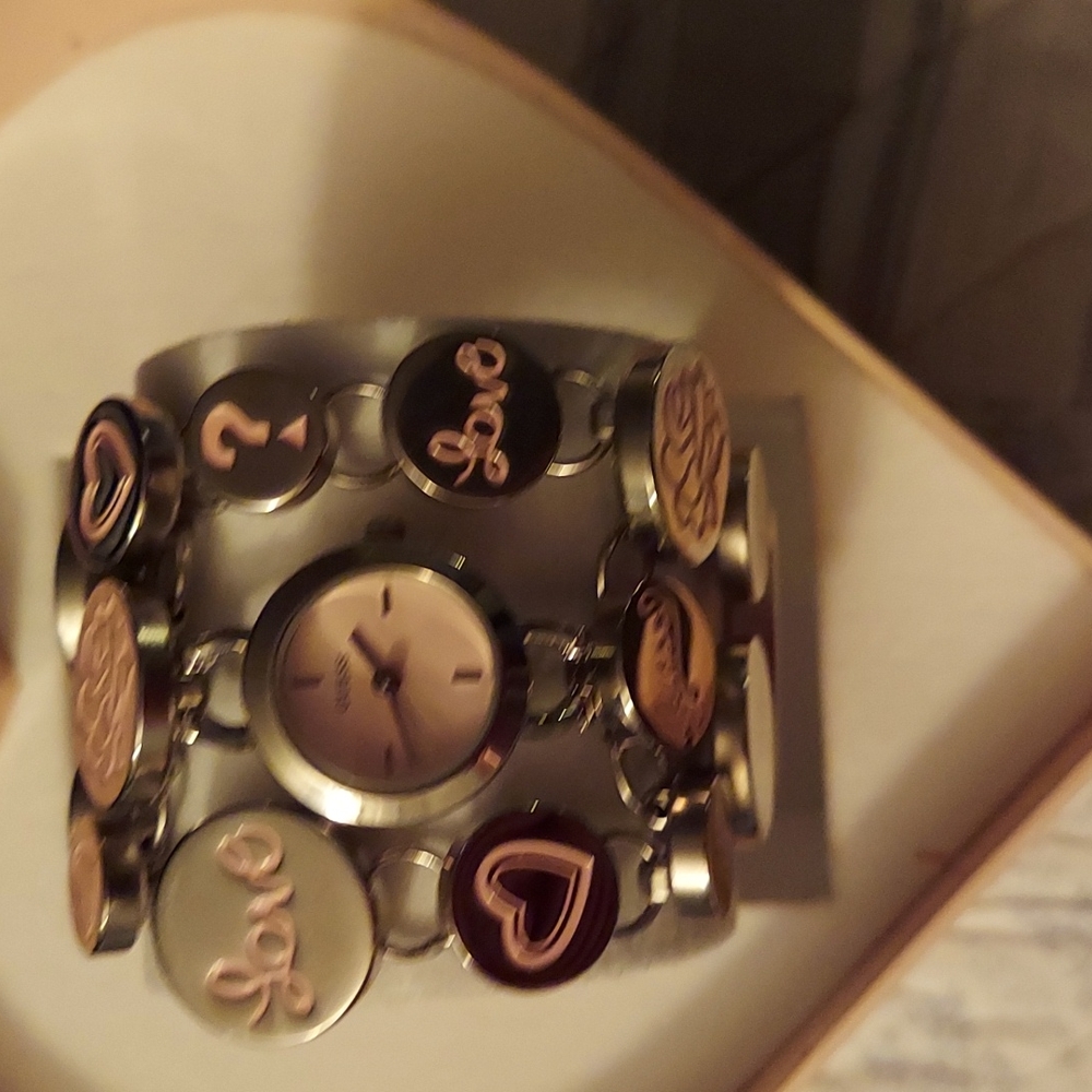 Guess watch